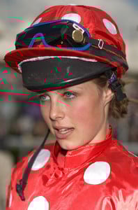 edie_magnolia_cup_28jul11_zimbio_2.thumb.jpg.f0735e29eec43efc71f5fd81acf22f9a.jpg