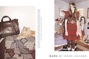 edie_marc_by_marc_jacobs_aw09_tfs_6.thumb.jpg.c011c71b8668e47afe53115960e9038b.jpg
