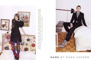 edie_marc_by_marc_jacobs_aw09_tfs_7.thumb.jpg.cba744bfd4d8119ef5b261670ff99ae1.jpg