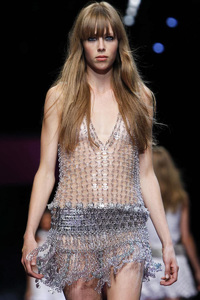 edie_paco_rabanne_ss13_nowfashion_2.thumb.jpg.24aa0d9e0d5afe6dd6187397ae6b7dce.jpg
