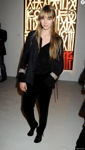 edie_retna_hallelujah_8jun11_puretrend_2.thumb.jpg.6c8eb88e3e9b17b094f93c7444482077.jpg