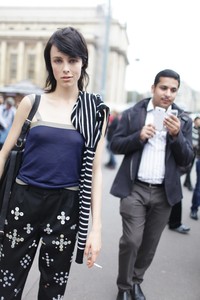 edie_sacai_ss14_wwd.thumb.jpg.f0c8c9a5c37b36f31f9ddb64b599bcf8.jpg