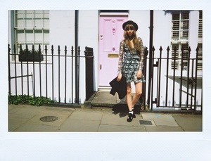 edie_tank_summer11_outtakes_viktorvaultier_18.thumb.jpg.c4479f762b38b83ff161ba8039341d84.jpg