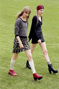 edie_urban_outfitters_late_fall_2011_lookatme_2.thumb.jpg.029806e7ece5993b2c8dfde1d63613be.jpg