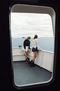 edie_urban_outfitters_late_fall_2011_lookatme_9.thumb.jpg.e2a4f25ff6400eb3debc732d50e8d7fa.jpg