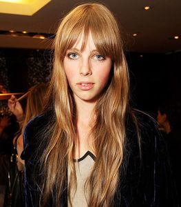 edie_vogue_fno_8sep10_byrdie.thumb.jpg.3e03ad3e9b2a09fd024121981f82601f.jpg