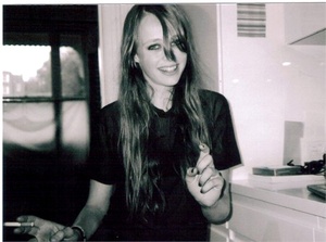 edie_vogue_italia_mar10_voguette_6.thumb.jpg.bf404c16effca6c3e6a24c59a257e03b.jpg