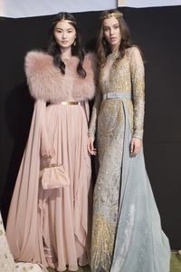 elie-saab-hc-bks-m-rf17-1119.thumb.jpg.23f7f5f180f47bc0a9dbbccfa7afa8f9.jpg