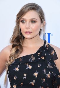 elizabeth-olsen-wind-river-premiere-in-los-angeles-07-26-2017-17.jpg