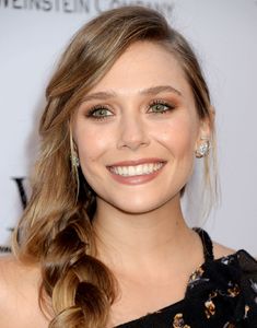 elizabeth-olsen-wind-river-premiere-in-los-angeles-07-26-2017-6.jpg