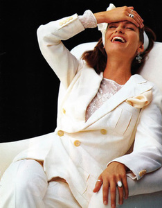 erika_12.thumb.jpg.c1a0368412888af1deb0ea12375c48ef.jpg