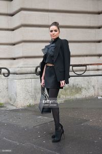 fashion-blogger-olivia-culpo-on-day-7-during-paris-fashion-week-on-picture-id524988308.jpg