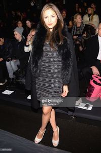 former-miss-universe-olivia-culpo-attends-the-nicole-miller-fashion-picture-id467712459.jpg