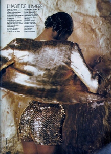 french_elle_01011990_7.thumb.jpg.1b068927507b6a48d76e1406dc6c6660.jpg