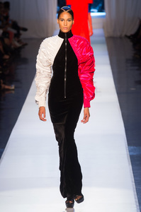 gaultier-hc-rf17-1196.thumb.jpg.18ecbafd9812692a7f066cea6566e476.jpg