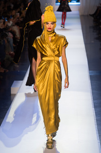 gaultier-hc-rf17-1246.thumb.jpg.f2ac789b3aa608432f36eeddd6b75612.jpg