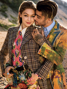 gigi-zayn-vogue-us-aug-COVER.jpg