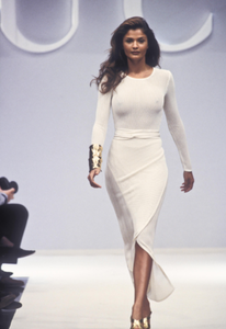 gucci-ss-1993-1.thumb.png.74c7aa6a5eeea09a311e8ff9282ea5ba.png