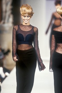 herve-leger-fw-1994-1.thumb.JPEG.54f7fa5e2f25b21937f22ce90b0d0929.JPEG