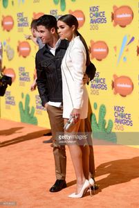 host-nick-jonas-and-model-olivia-culpo-attend-nickelodeons-28th-kids-picture-id467936922.jpg
