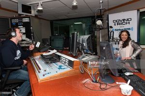 host-rich-davis-interviews-miss-universe-olivia-culpo-during-her-to-picture-id158959627.jpg