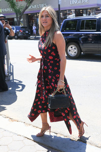 janiston270717BZNImage101.jpg