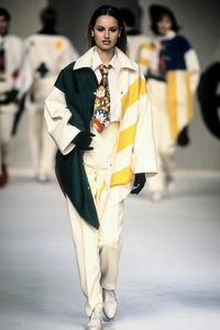 jean-charles-de-castelbajac-fw-1994-1.thumb.jpg.ba65250ee7c098af0de4e053551cefa8.jpg