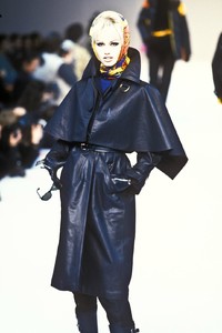 jean-charles-de-castelbajac-fw-1996-1.thumb.jpg.7426885520fe49f075077e08ff97df33.jpg