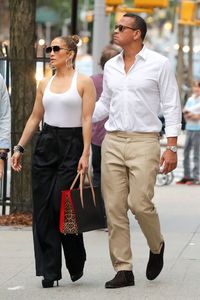 jennifer-lopez-and-alex-rodriguez-on-the-way-to-dinner-at-kappo-masa-restaurant-in-nyc-07-06-2017-11.jpg