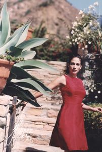 jennifer-lopez-in-red-dress-photoshoot-1996-11.jpg