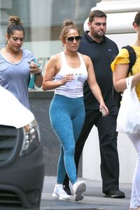 jennifer-lopez-in-tights-los-angeles-07-21-2017-1.jpg