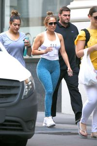 jennifer-lopez-in-tights-los-angeles-07-21-2017-2.jpg