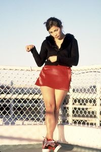 jennifer-lopez-photoshoot-greg-hinsdale-1996-12.jpg