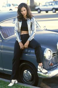 jennifer-lopez-photoshoot-greg-hinsdale-1996-2.jpg