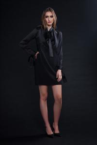 jessica-choay-look-book-autumn-fall-winter-201511.thumb.jpg.5b8d6f8c0c4952b11904df890139f58d.jpg