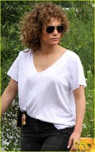 jlo-films-an-arrest-scene-on-set-of-shades-of-blue-07.jpg