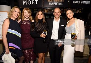judge-elisabeth-sereda-actress-bryce-dallas-howard-actress-gina-moet-picture-id630996434.jpg