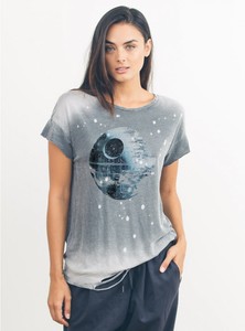 junkfoodclothing_destroyeddeathstartshirt.jpg