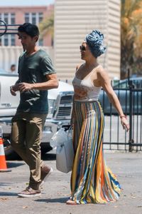 kate-hudson-out-in-los-angeles-07-15-2017-4.jpg