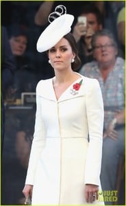 kate-middleton-prince-william-last-post-ceremony-10.jpg