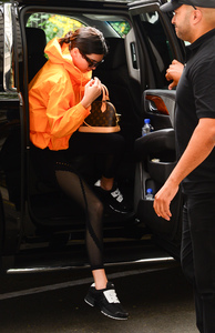 kendall-jenner-going-to-the-gym-in-nyc-72717-1.jpg