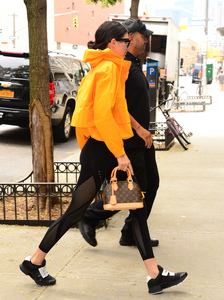 kendall-jenner-going-to-the-gym-in-nyc-72717-15.jpg