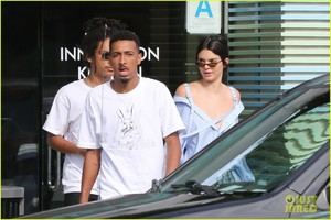 kendall-jenner-ice-cream-tyler-creator-04.jpg