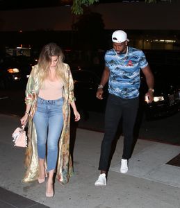 khloe-kardashian-and-tristan-thompson-boa-restaurant-in-hollywood-07-14-2017-6.jpg