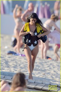 kourtney-kardashian-boyfriend-younes-bendjima-flaunt-pda-in-water-21.jpg