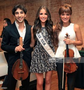 mandolin-player-avi-avital-miss-usa-olivia-culpo-and-violinist-nicola-picture-id146570817.jpg