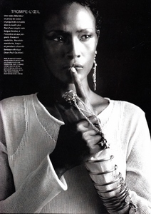 marie_claire_bis_September_1994_29_7.thumb.jpg.f3c3187a67324d95bfce6e9737f8a916.jpg