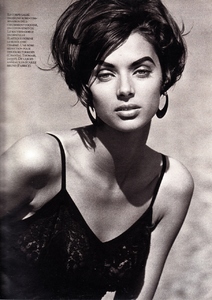 marie_claire_bis_september_1991_8.thumb.jpg.d0bdc63a4b857c297e1a2902b7aa6e4d.jpg