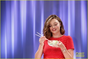 miranda-kerr-marukome-promotional-event-03.thumb.jpg.b1ceae00815a7aa98e7615ab5eef4812.jpg