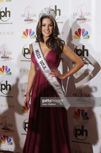 miss-rhode-island-usa-olivia-culpo-speaks-during-a-news-conference-picture-id145705166.jpg